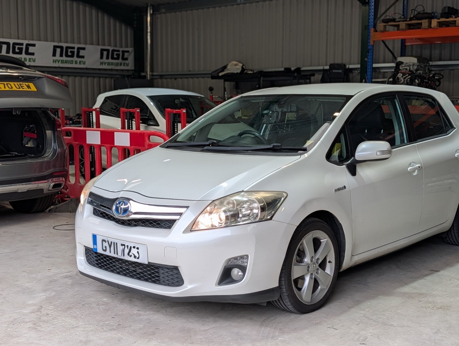 2011 Toyota Auris Hybrid — Hybrid Battery Repair