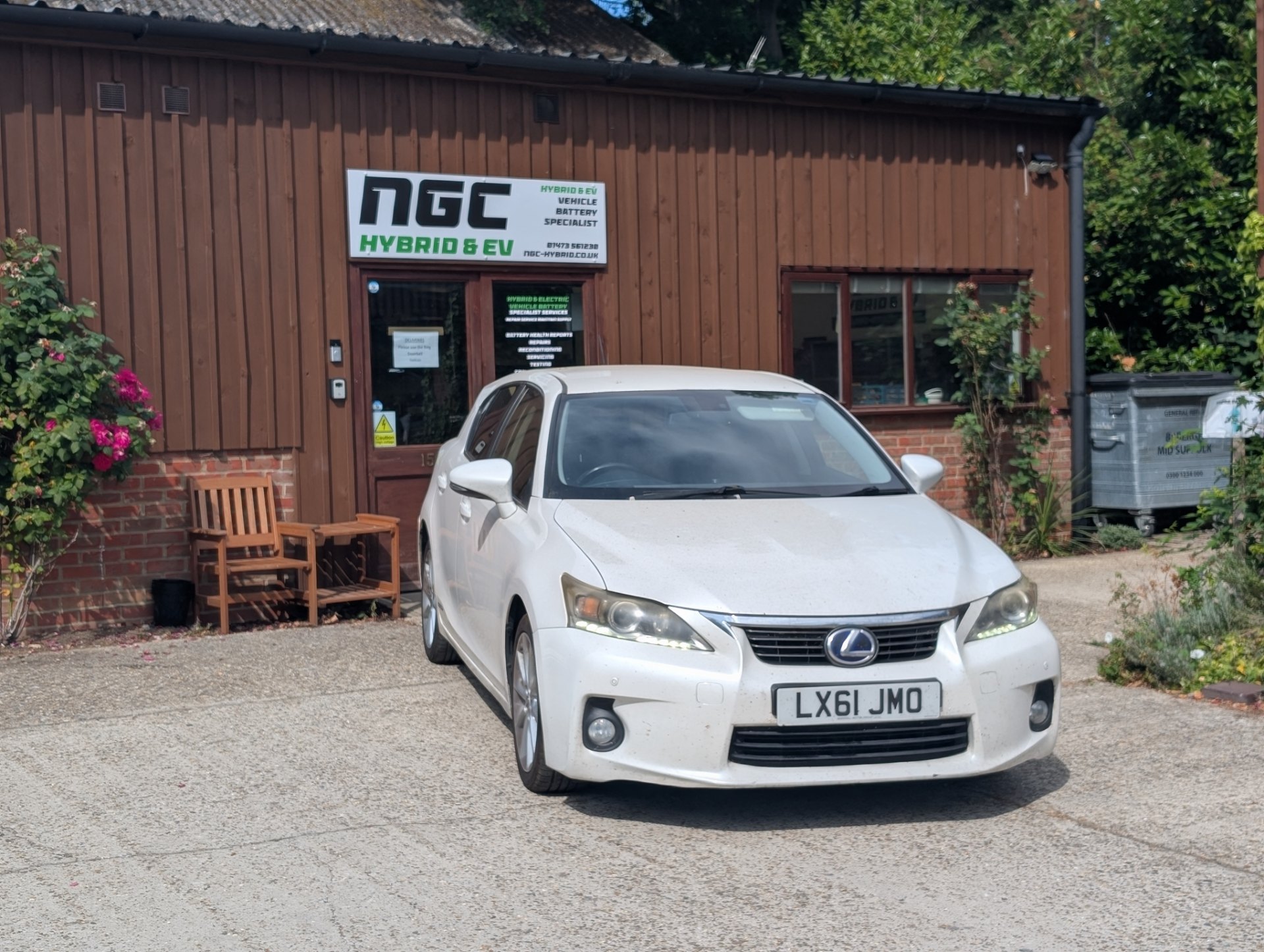 Lexus CT200h — Intermittent Cutting Out